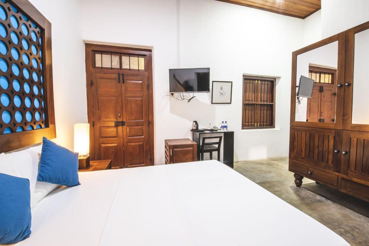 Thambu Illam Hotel Jaffna Exterior photo